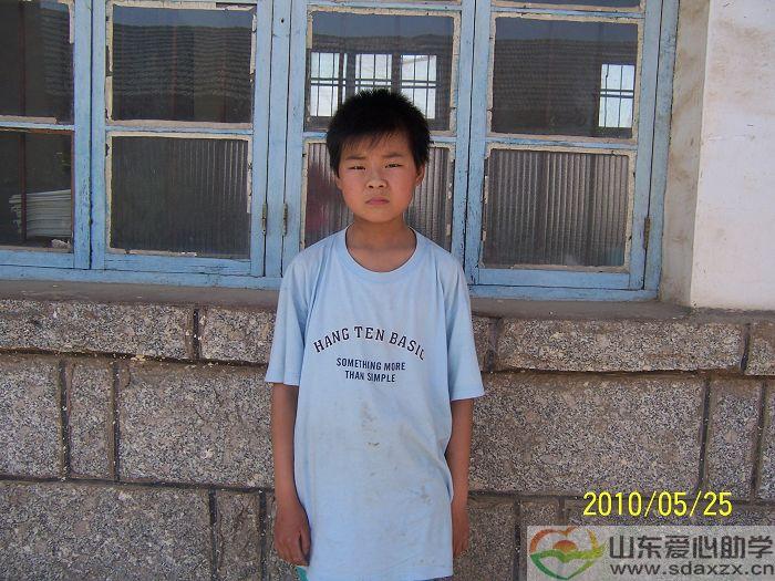 学生李鹏飞