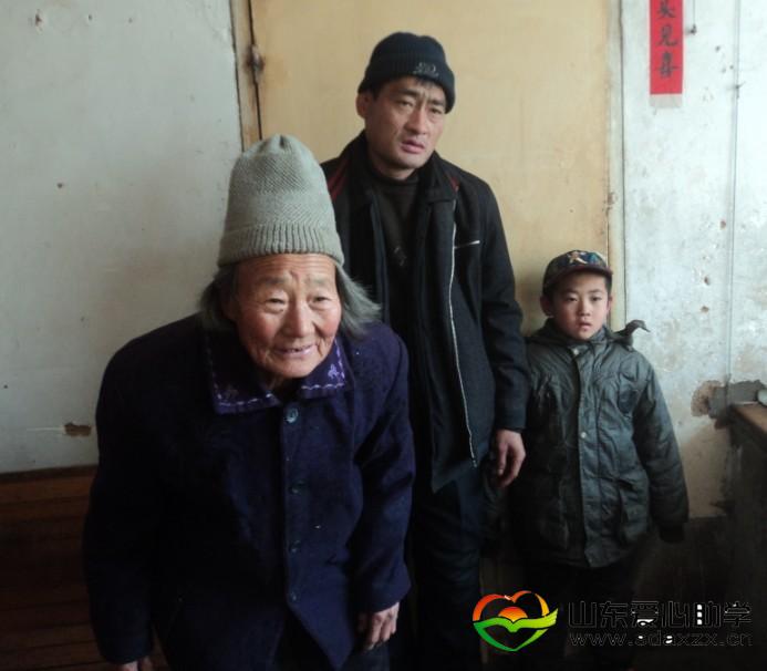 杨昊1.jpg